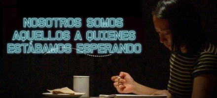 Rendíos, estáis rodeados